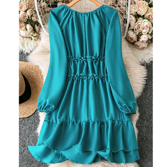 Boho Teal V neck Ruffle Hem Long Sleeve Dress - Picture 4 of 4